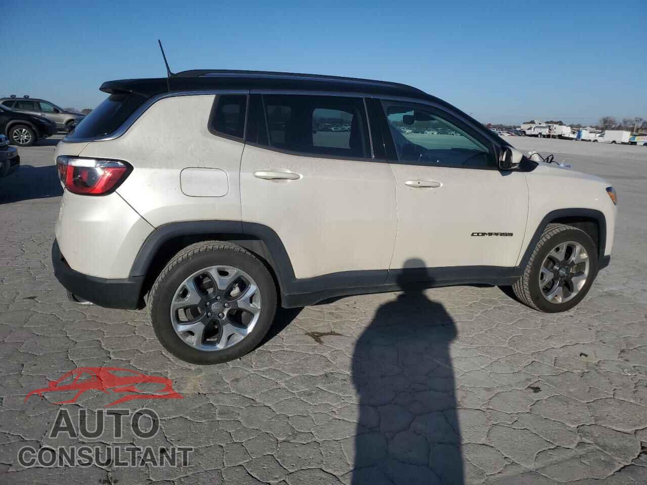 JEEP COMPASS 2018 - 3C4NJDCB6JT234364