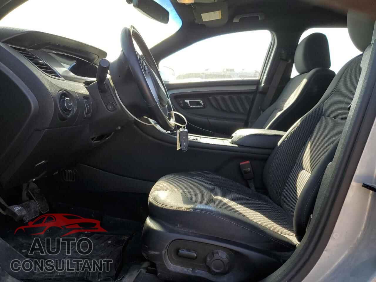 FORD TAURUS 2015 - 1FAHP2E80FG174942