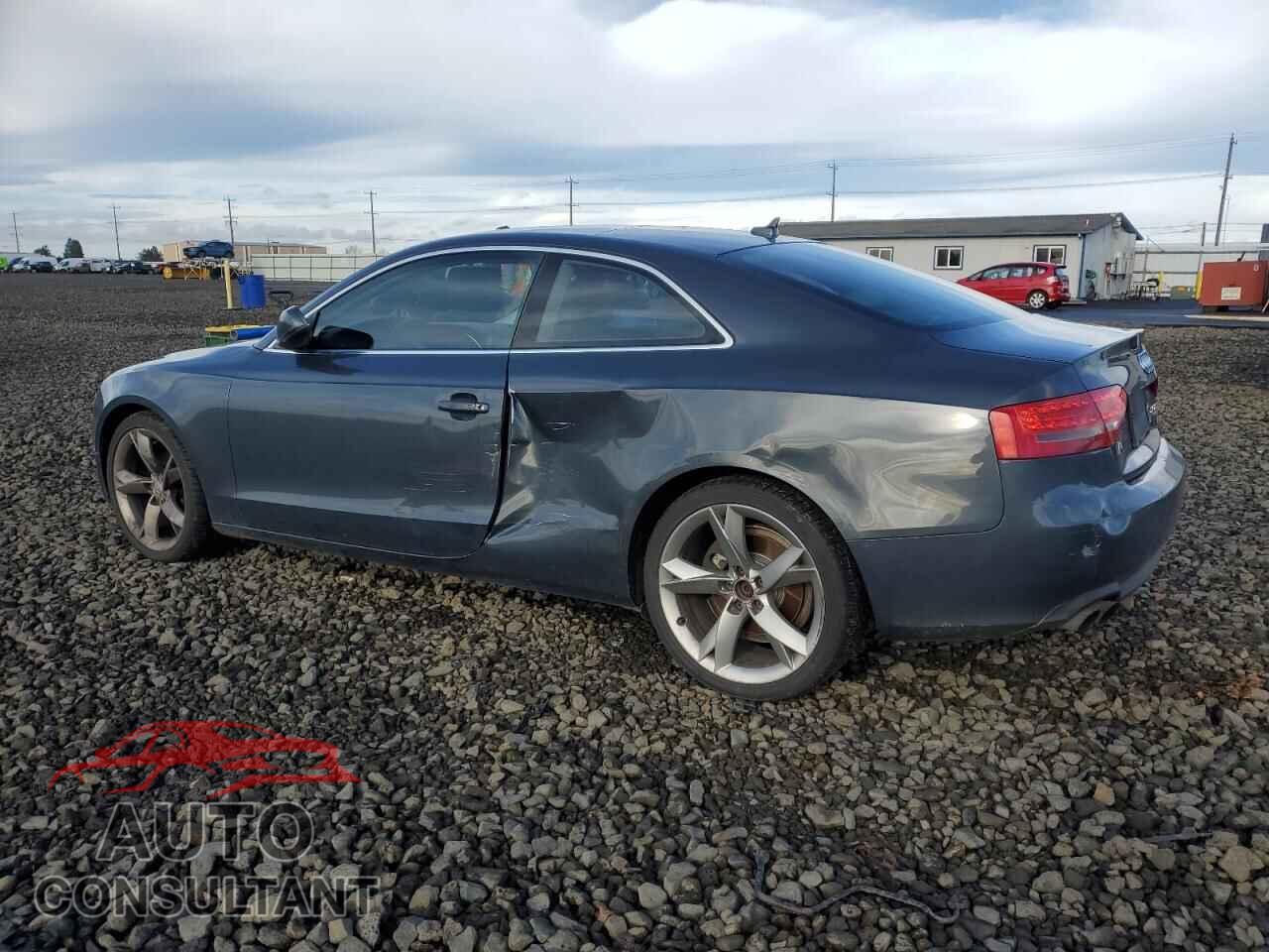 AUDI A5 2010 - WAULFAFR2AA044470