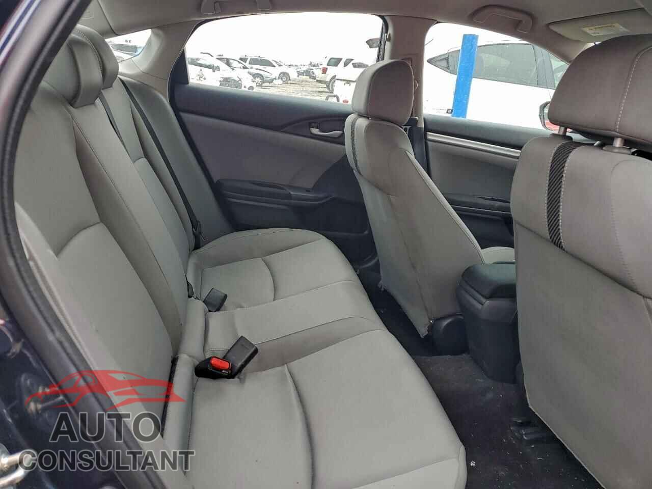 HONDA CIVIC 2017 - 19XFC2F57HE048808