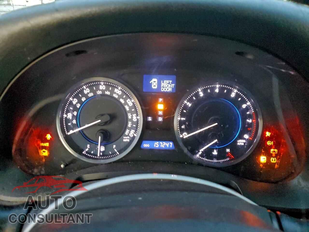 LEXUS IS 2011 - JTHCF5C25B5051794