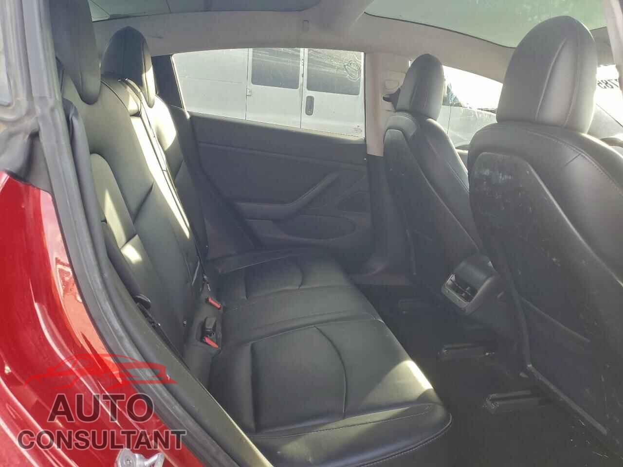 TESLA MODEL 3 2017 - 5YJ3E1EA7HF001021