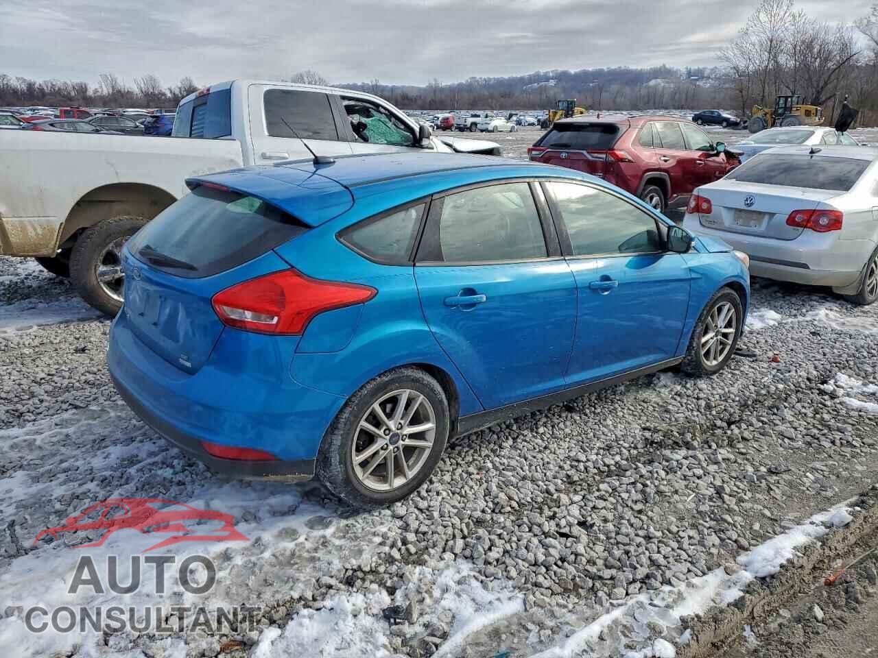 FORD FOCUS 2016 - 1FADP3KE8GL361465