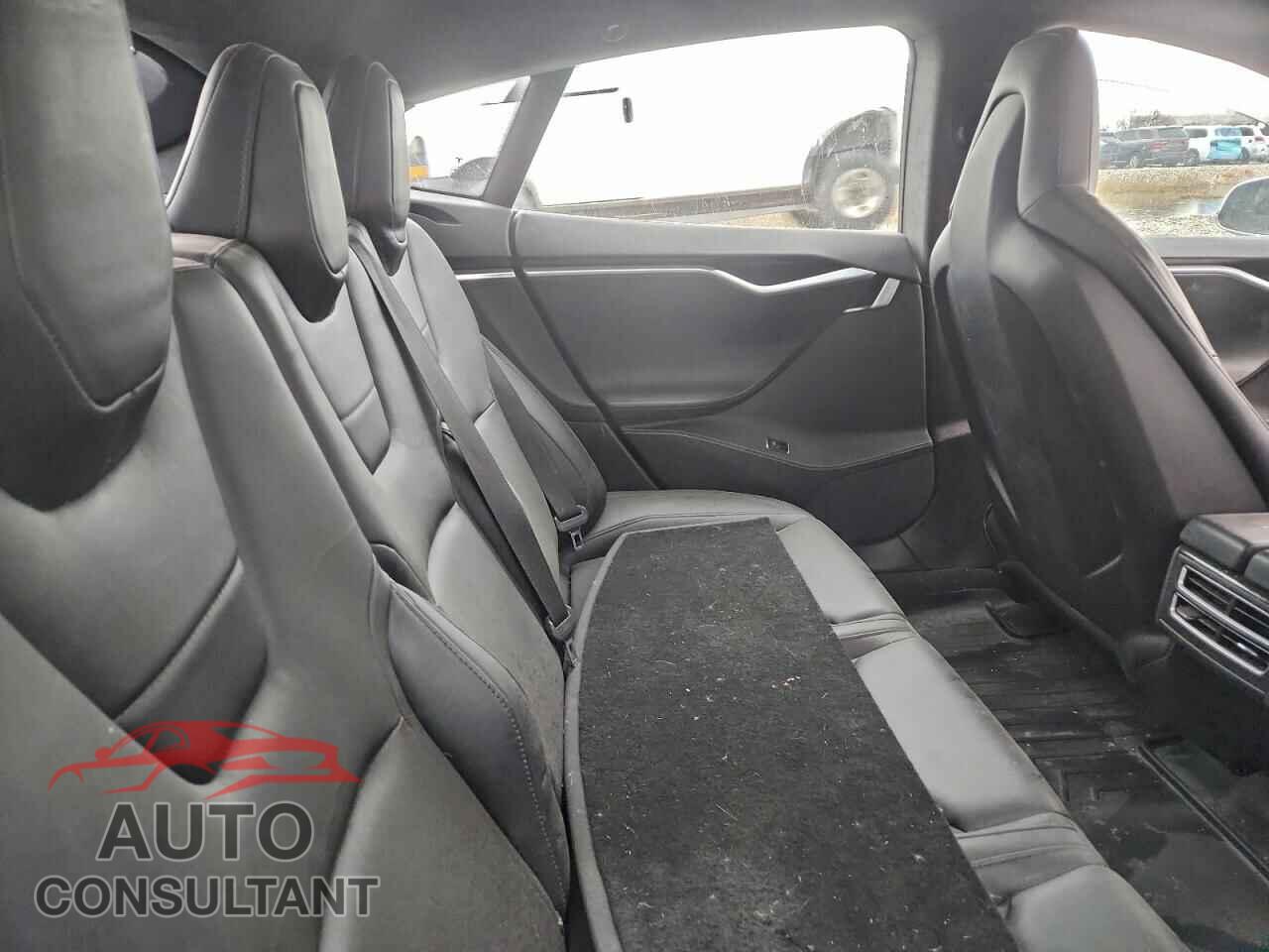 TESLA MODEL S 2014 - 5YJSA1H25EFP69121