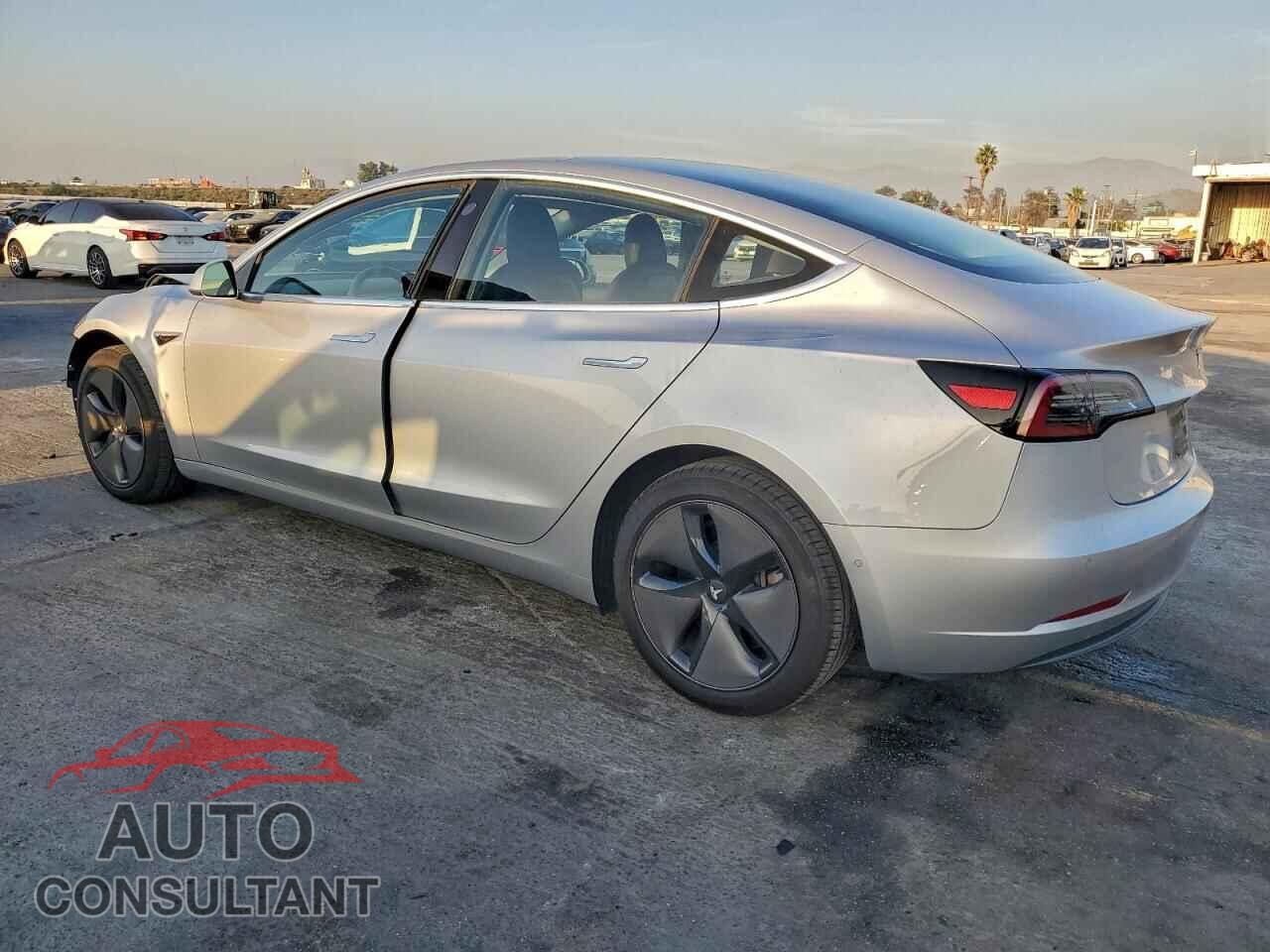 TESLA MODEL 3 2018 - 5YJ3E1EA7JF060740