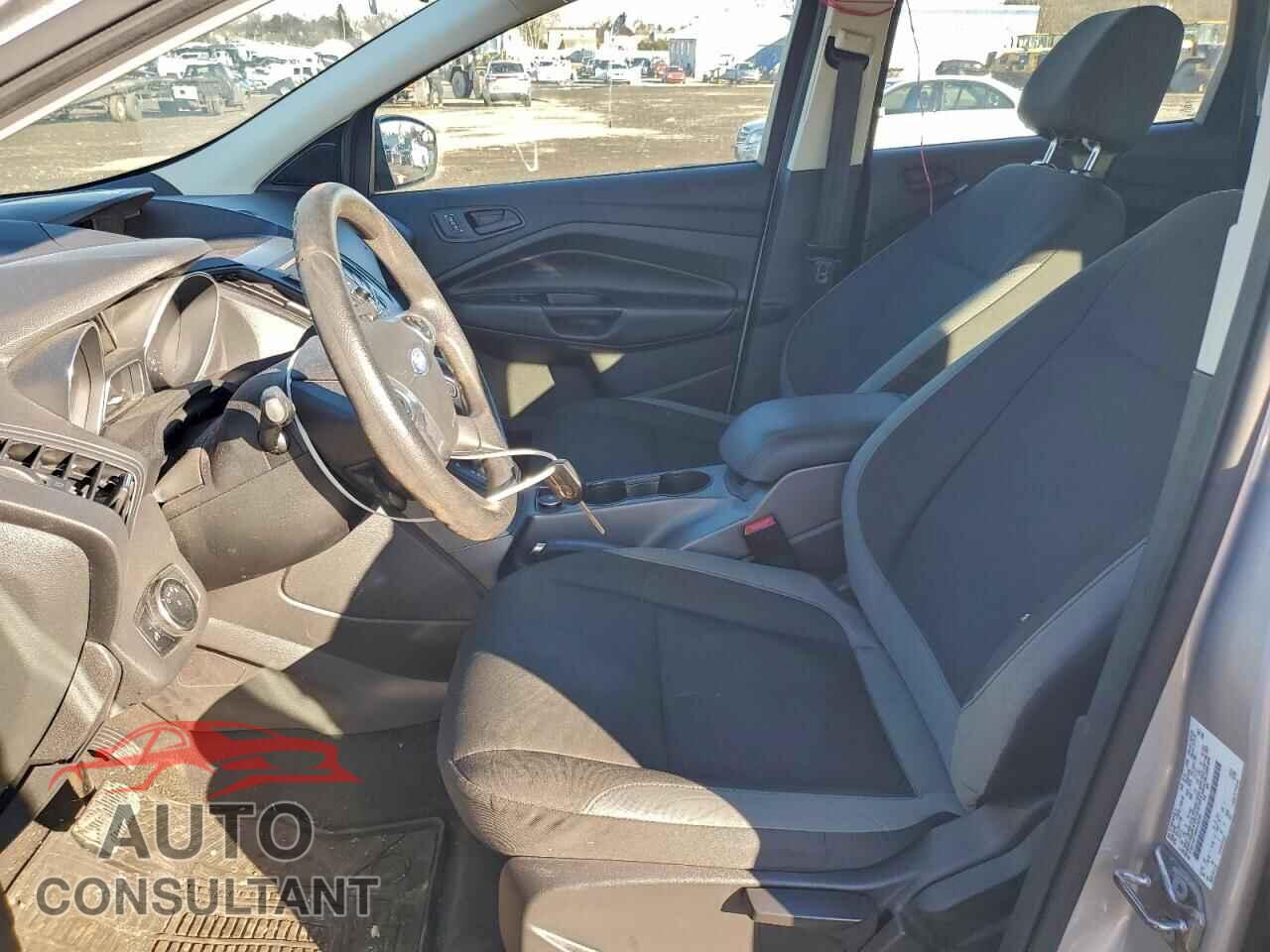 FORD ESCAPE 2016 - 1FMCU0F70GUC48351