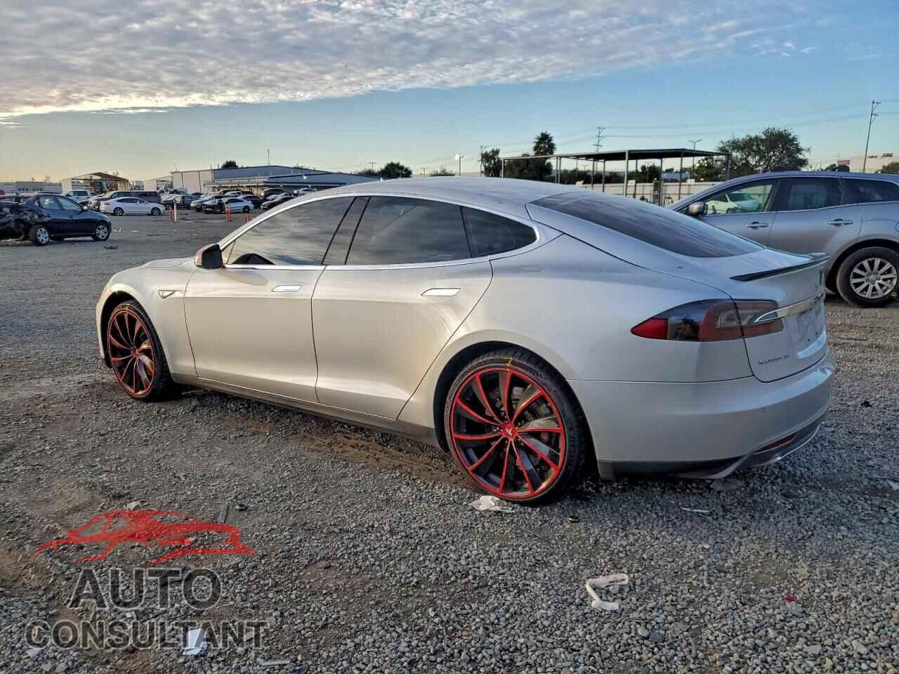 TESLA MODEL S 2014 - 5YJSA1H14EFP36795