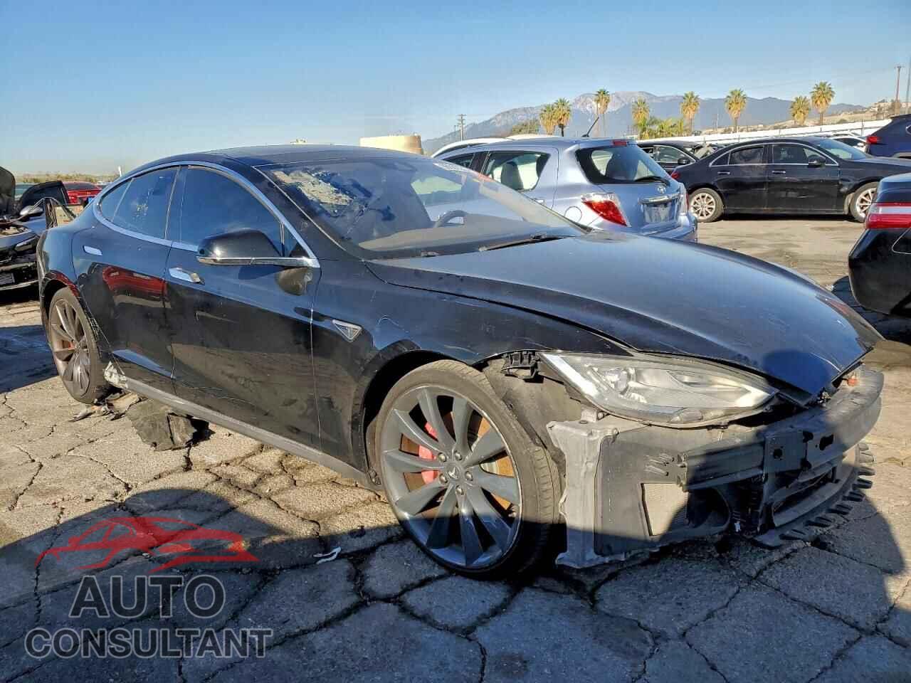 TESLA MODEL S 2014 - 5YJSA1H17EFP55681