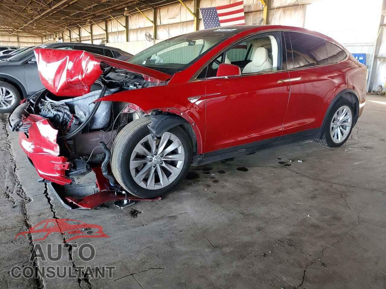 TESLA MODEL X 2016 - 5YJXCBE21GF005585