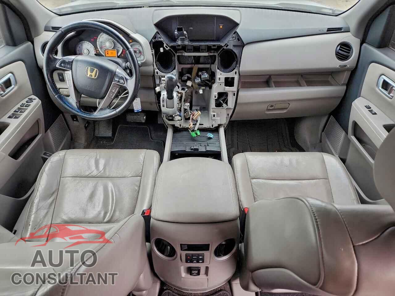 HONDA PILOT 2011 - 5FNYF4H70BB003690