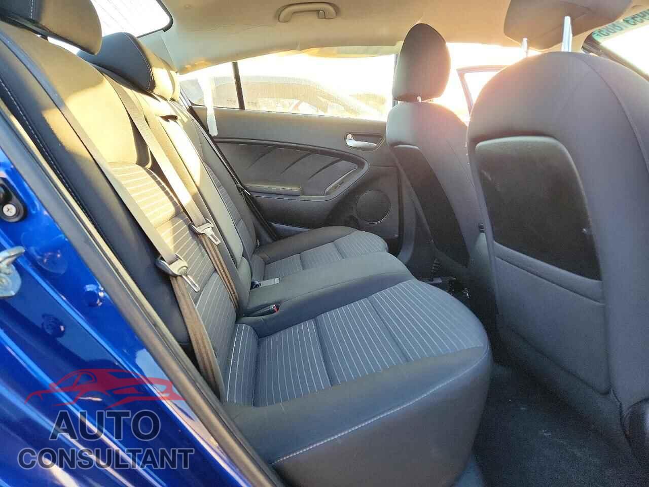 KIA FORTE 2017 - 3KPFL4A72HE106943