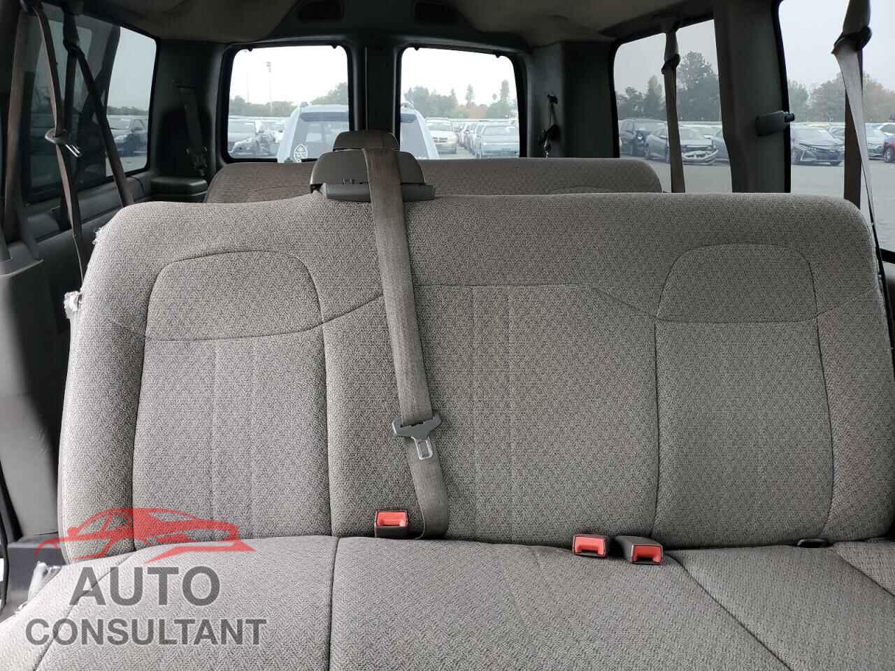 CHEVROLET EXPRESS 2013 - 1GAWGRFA2D1108137