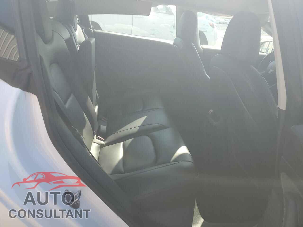 TESLA MODEL 3 2021 - 5YJ3E1EA3MF921397