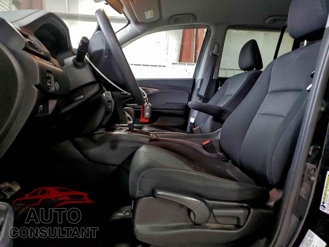 HONDA RIDGELINE 2017 - 5FPYK3F11HB009681