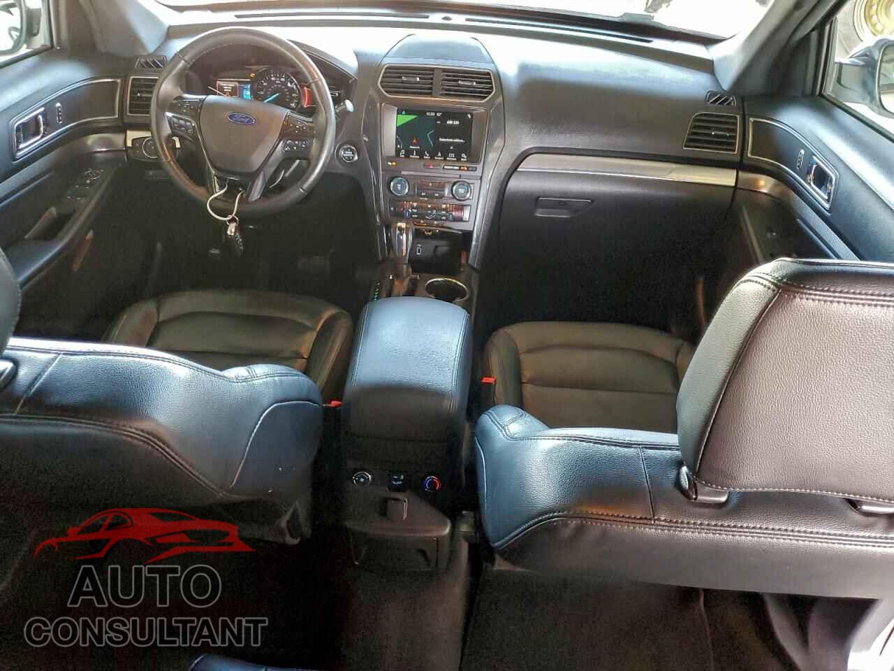 FORD EXPLORER 2018 - 1FM5K8D87JGB18355