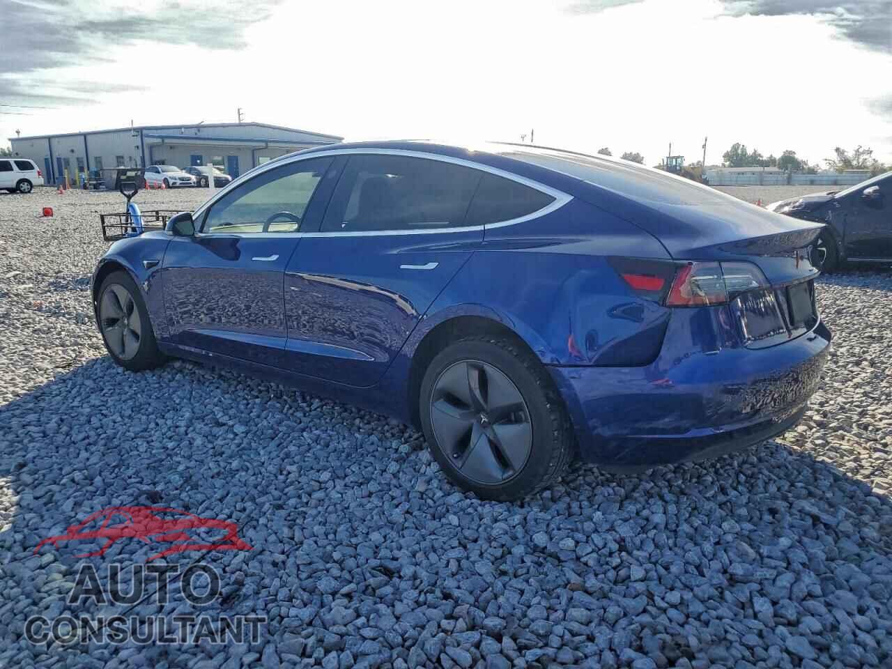 TESLA MODEL 3 2019 - 5YJ3E1EA0KF476131