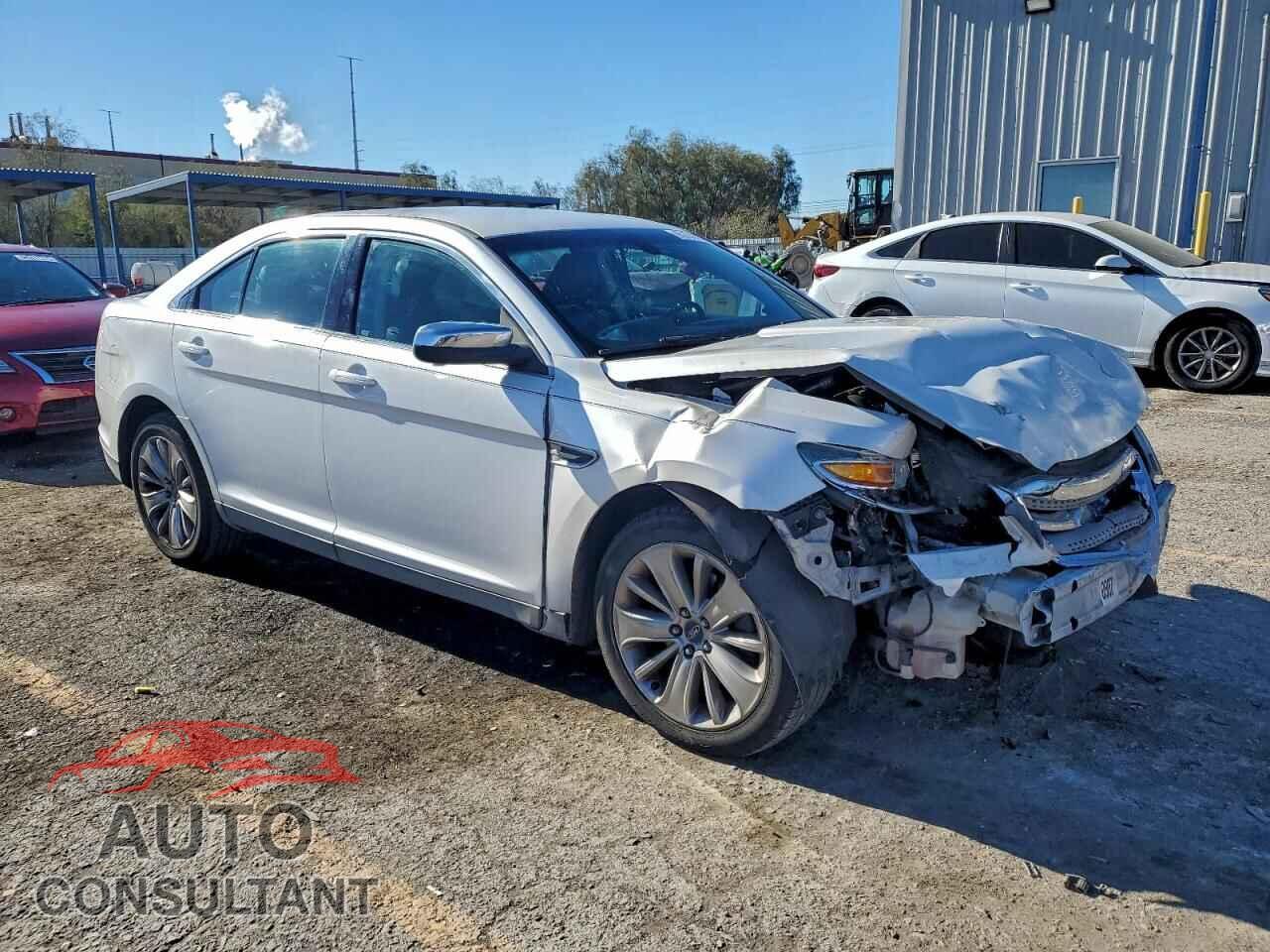 FORD TAURUS 2010 - 1FAHP2FW2AG113677