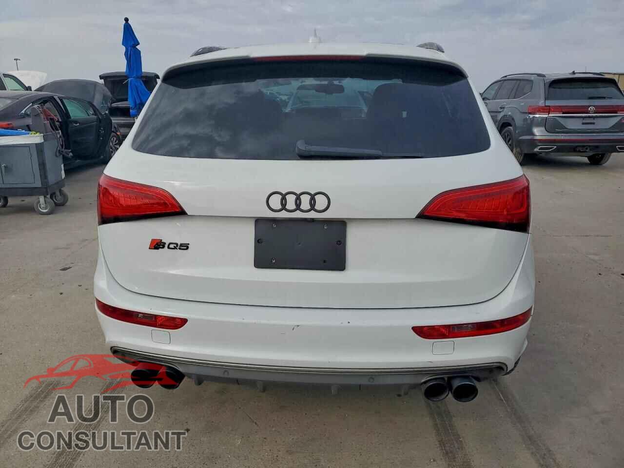 AUDI SQ5 2014 - WA1CGAFP2EA083185