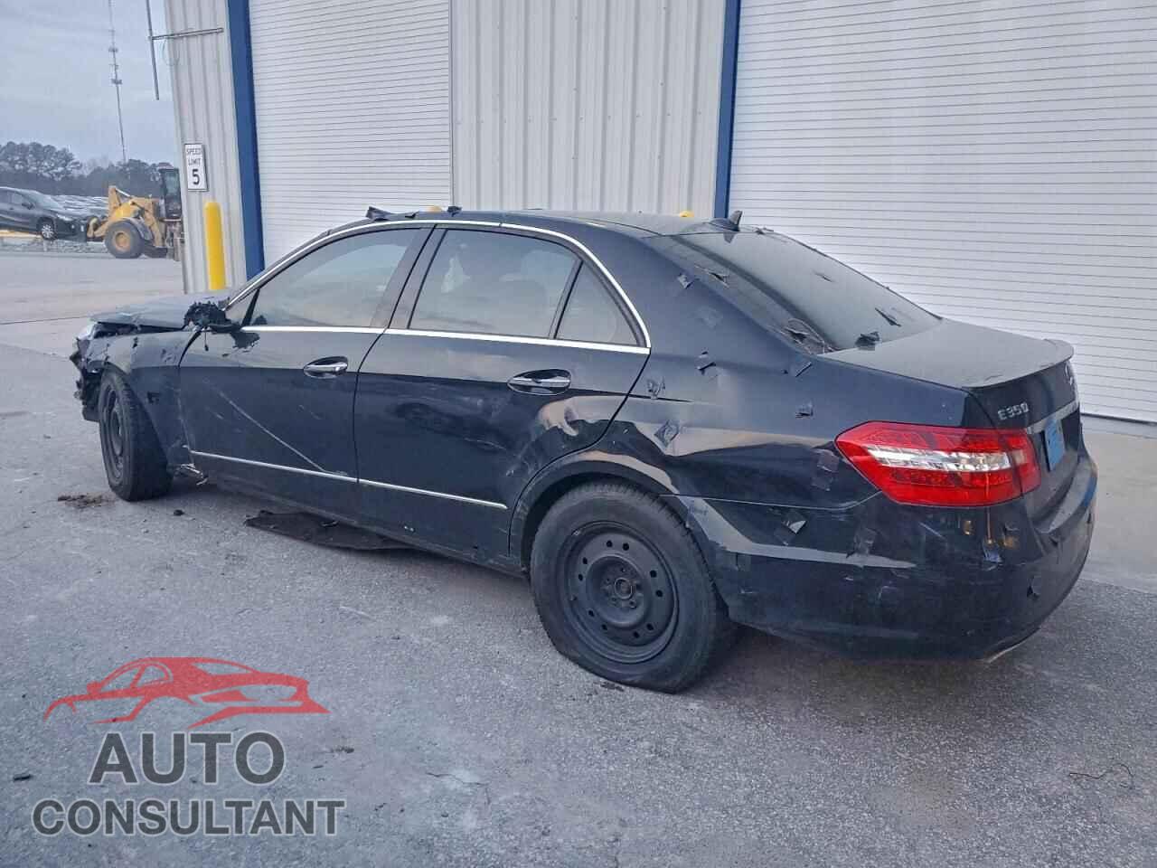 MERCEDES-BENZ E-CLASS 2011 - WDDHF5GB2BA281260