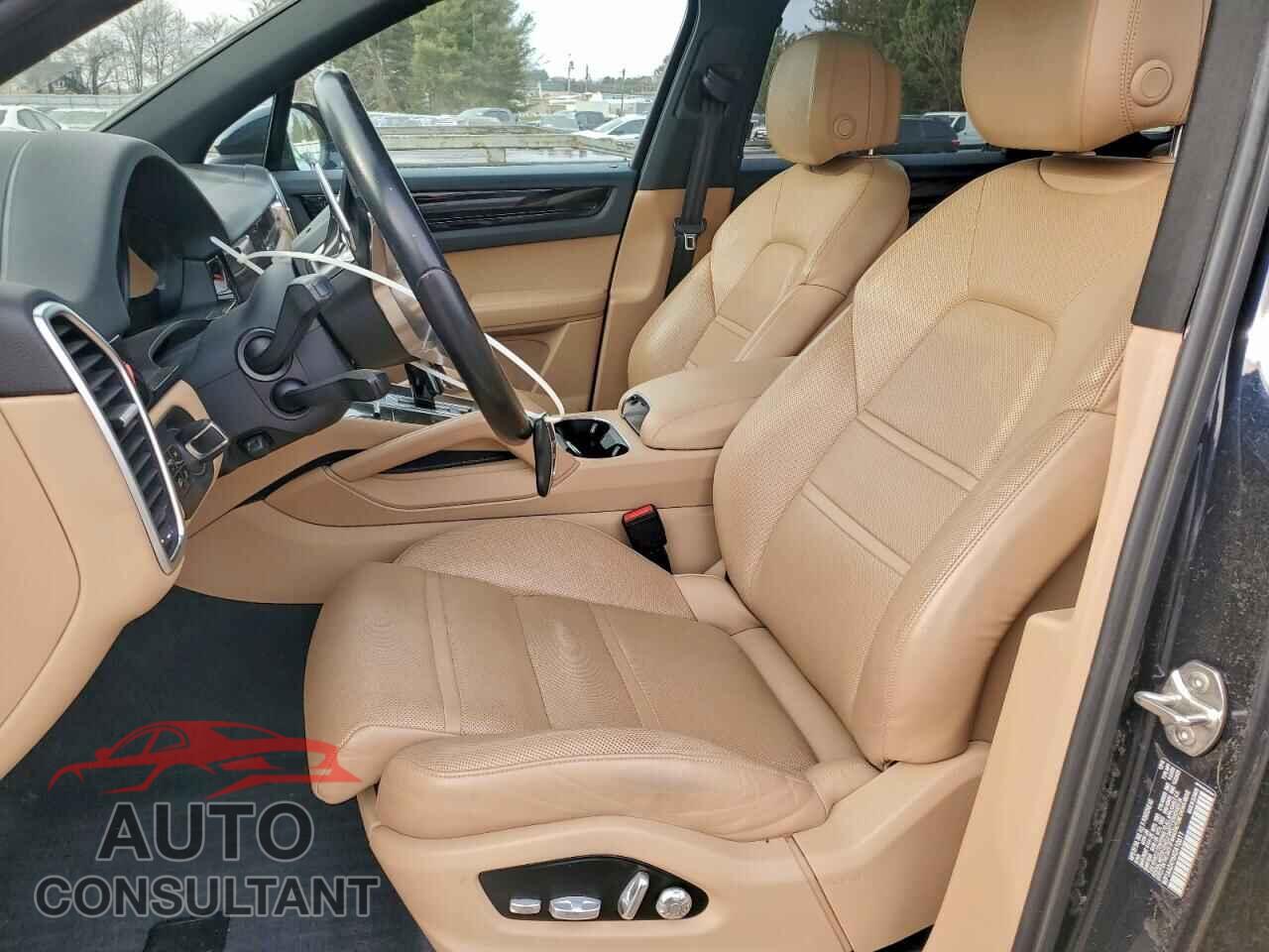 PORSCHE CAYENNE 2019 - WP1AA2AY6KDA10611