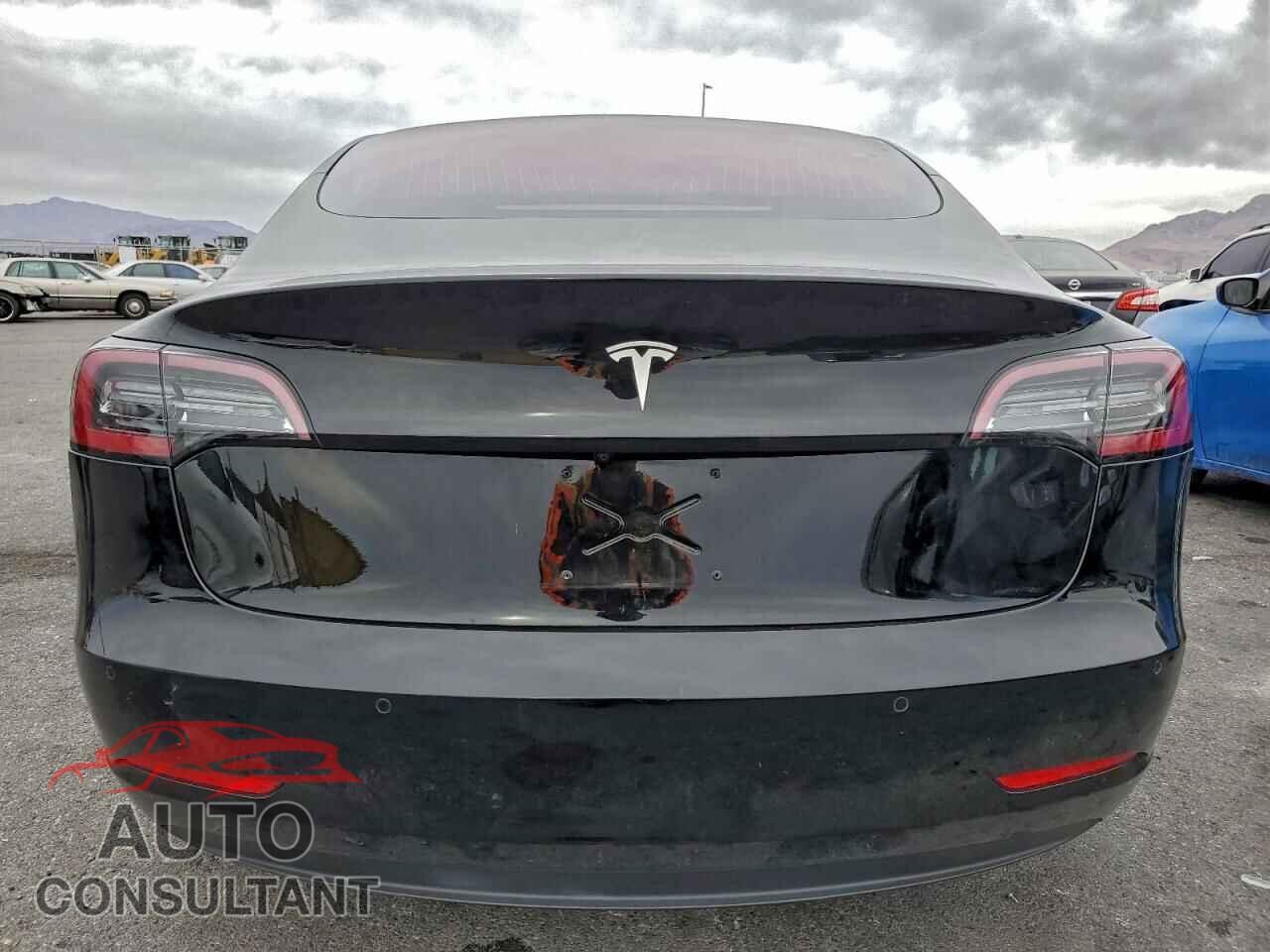 TESLA MODEL 3 2017 - 5YJ3E1EA9HF002395