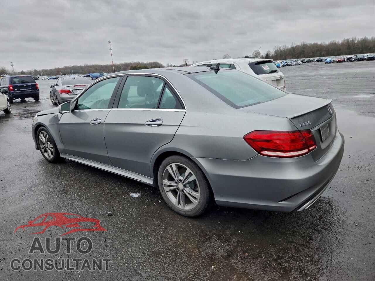MERCEDES-BENZ E-CLASS 2015 - WDDHF9HB2FB151100
