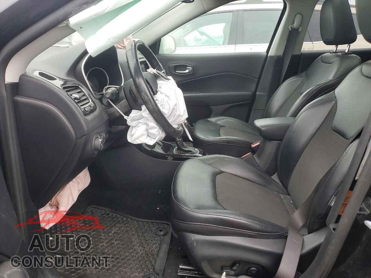 JEEP COMPASS 2019 - 3C4NJDBB8KT826867