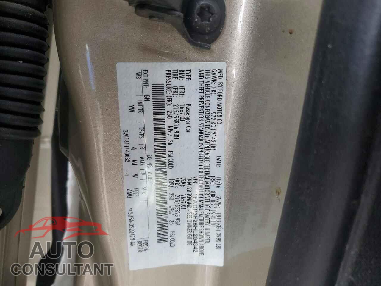 FORD FOCUS 2017 - 1FADP3F26HL204342