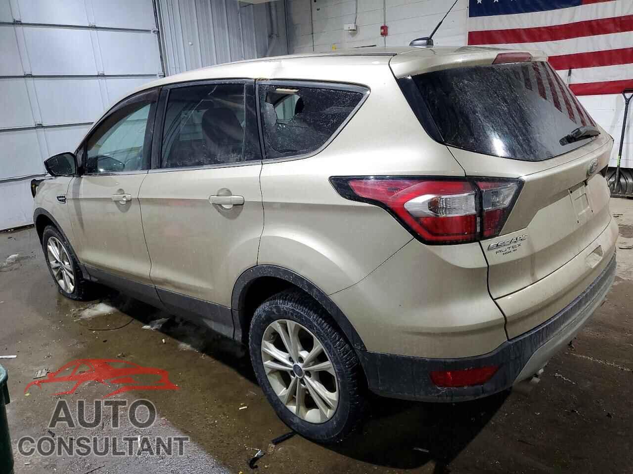 FORD ESCAPE 2017 - 1FMCU9GD8HUE81887