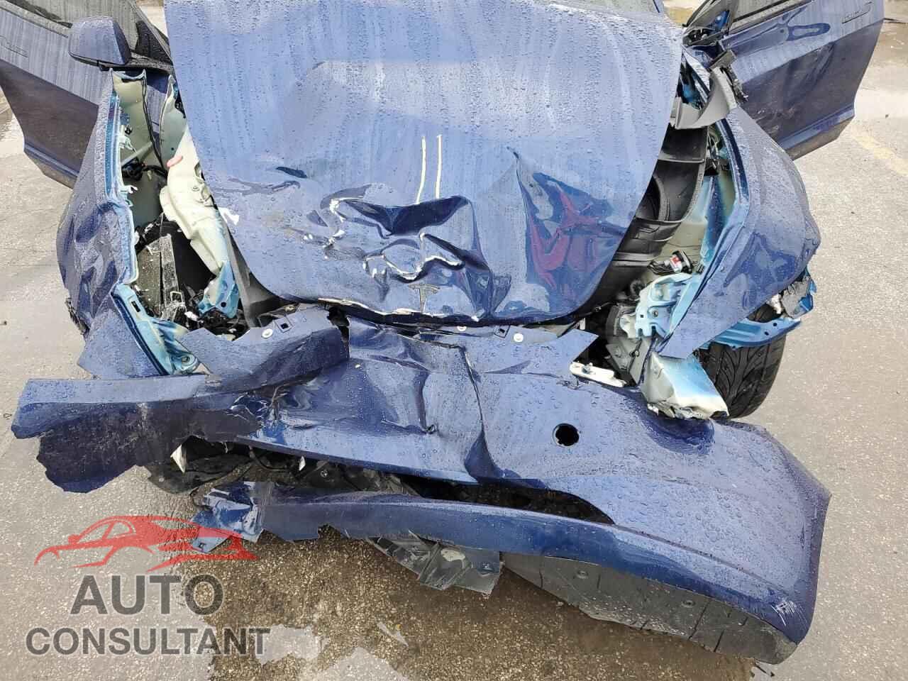 TESLA MODEL 3 2025 - 5YJ3E1EA3SF015151