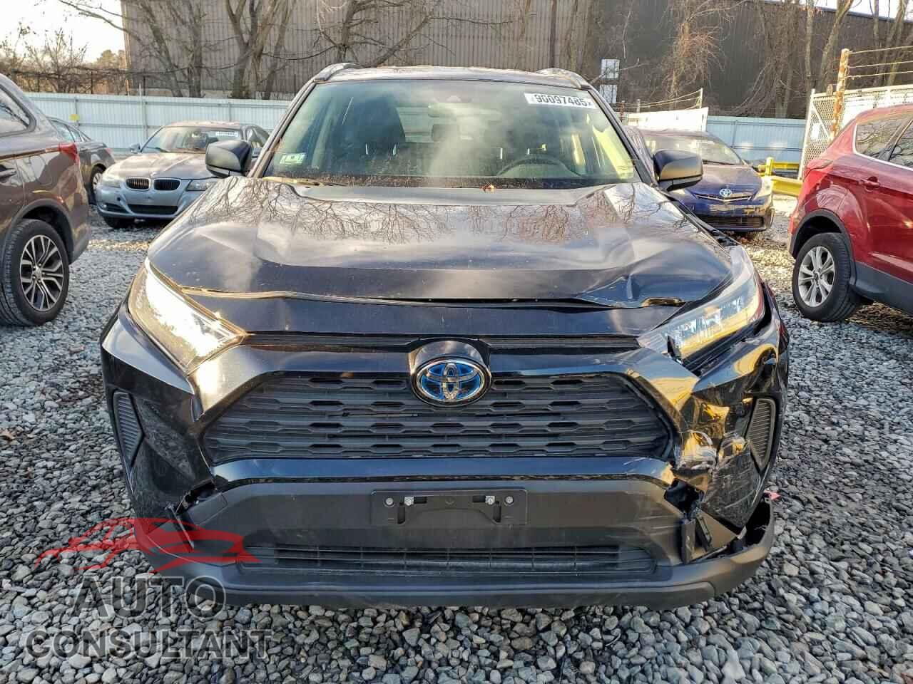 TOYOTA RAV4 2021 - JTML6RFV0MD010318