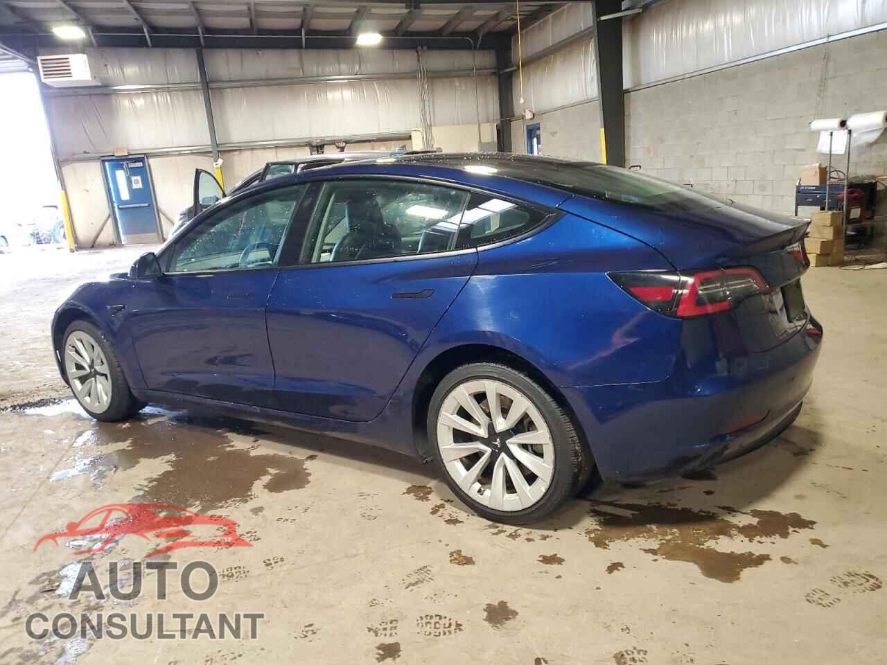 TESLA MODEL 3 2022 - 5YJ3E1EA5NF371069