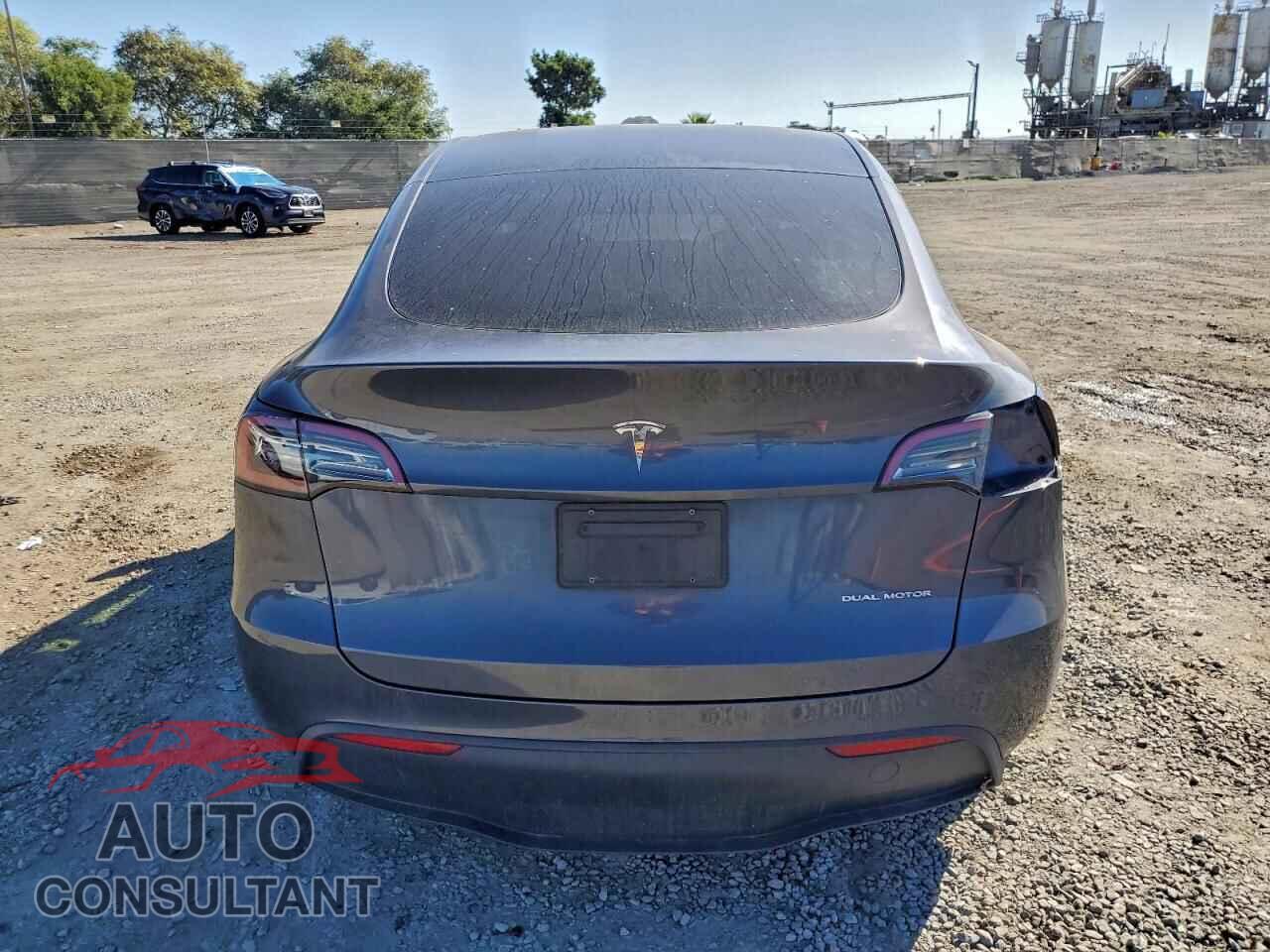TESLA MODEL Y 2023 - 7SAYGDEE1PF754422
