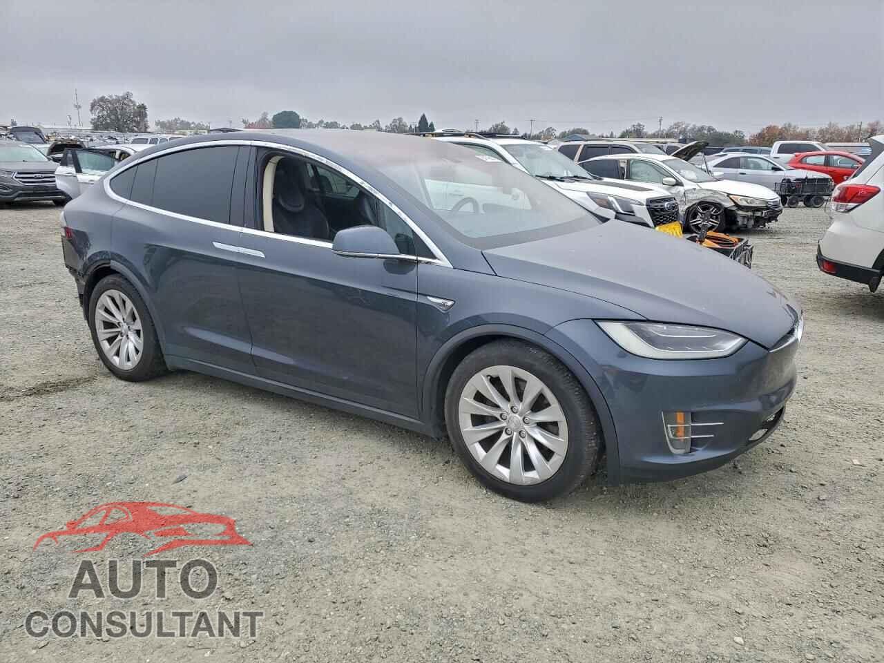 TESLA MODEL X 2016 - 5YJXCBE20GF021437