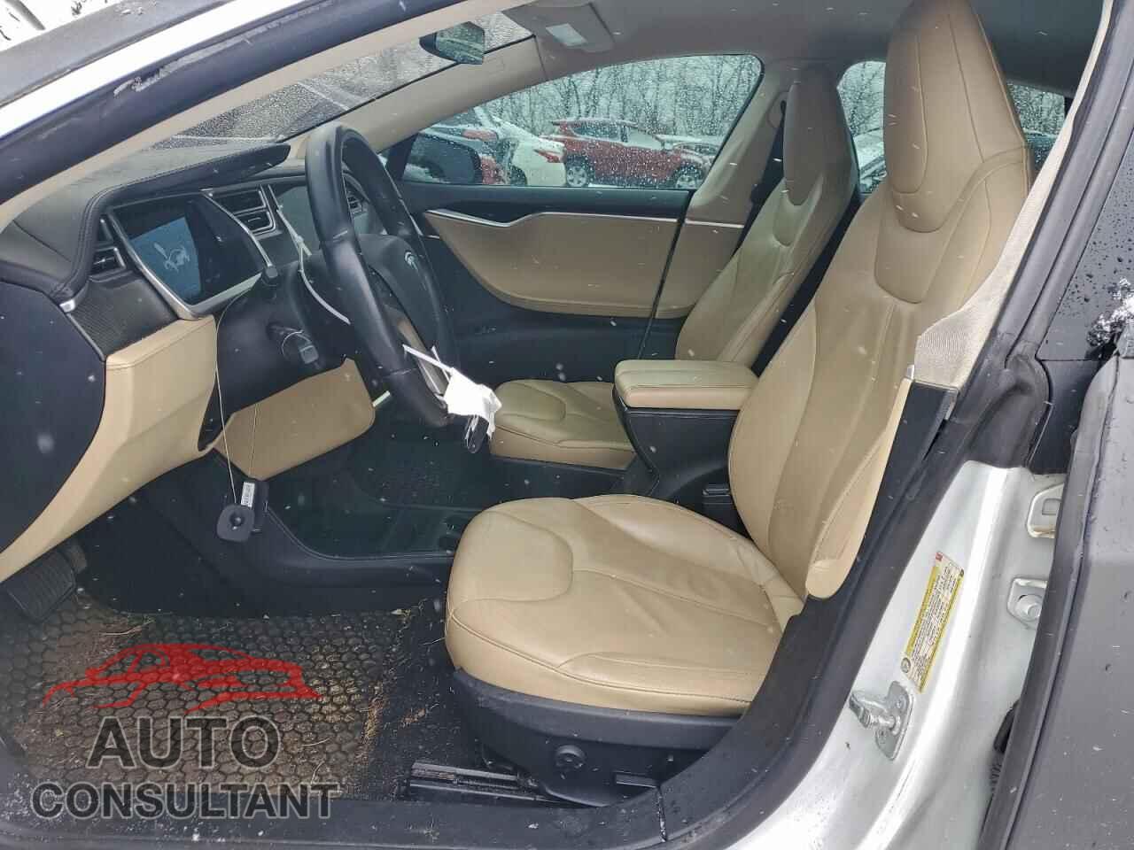 TESLA MODEL S 2014 - 5YJSA1S18EFP35271