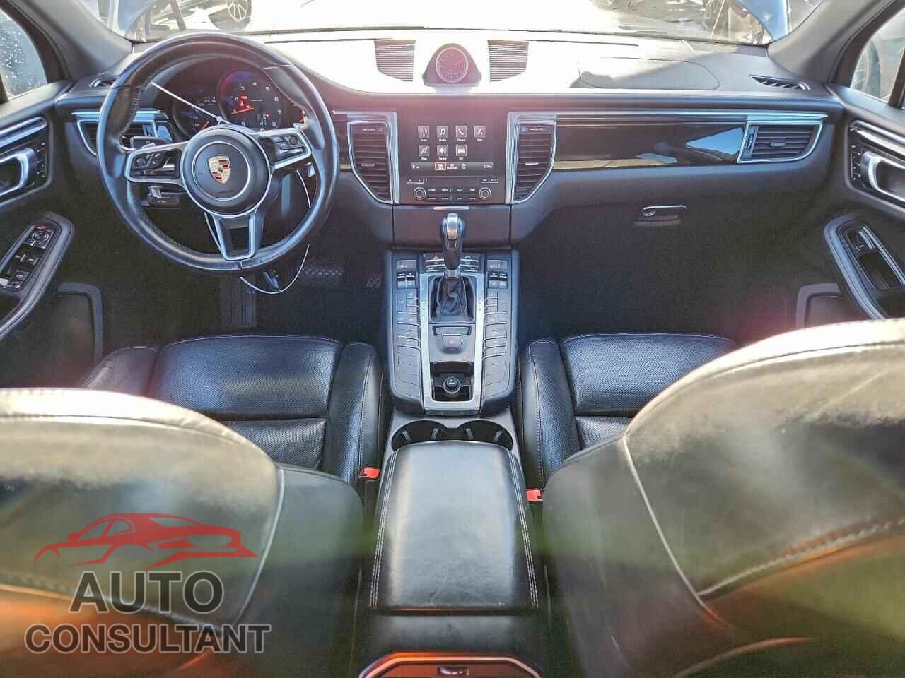 PORSCHE MACAN 2017 - WP1AA2A55HLB04211
