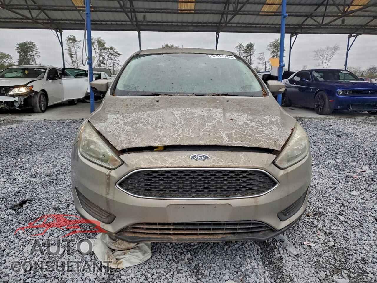 FORD FOCUS 2015 - 1FADP3K23FL232120
