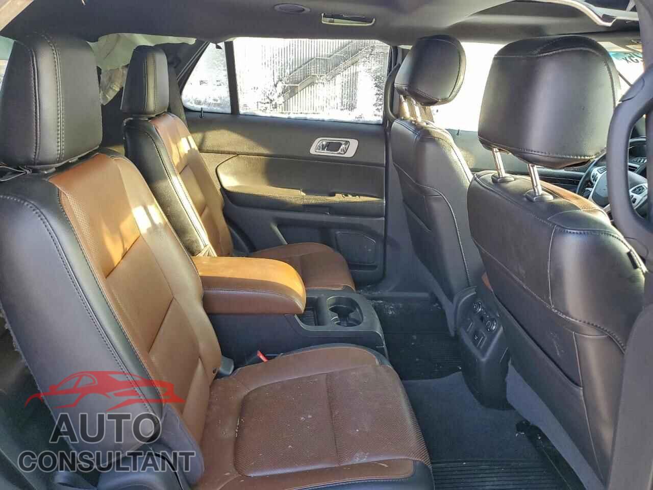 FORD EXPLORER 2011 - 1FMHK8F8XBGA06029