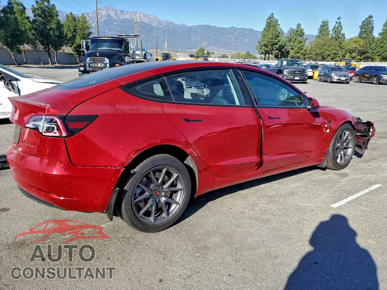 TESLA MODEL 3 2021 - 5YJ3E1EB4MF073703