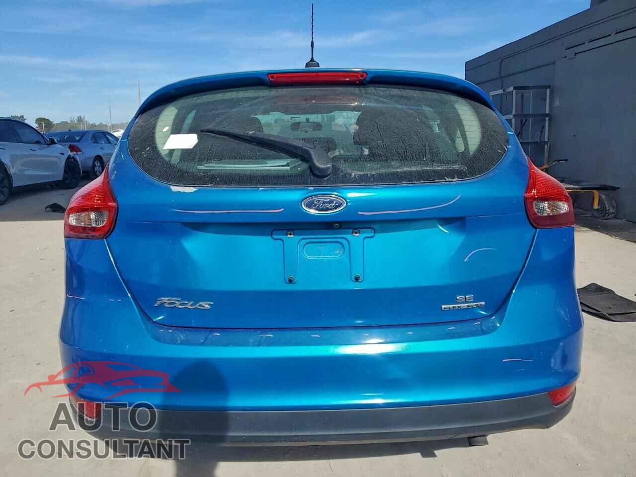 FORD FOCUS 2016 - 1FADP3K20GL376872