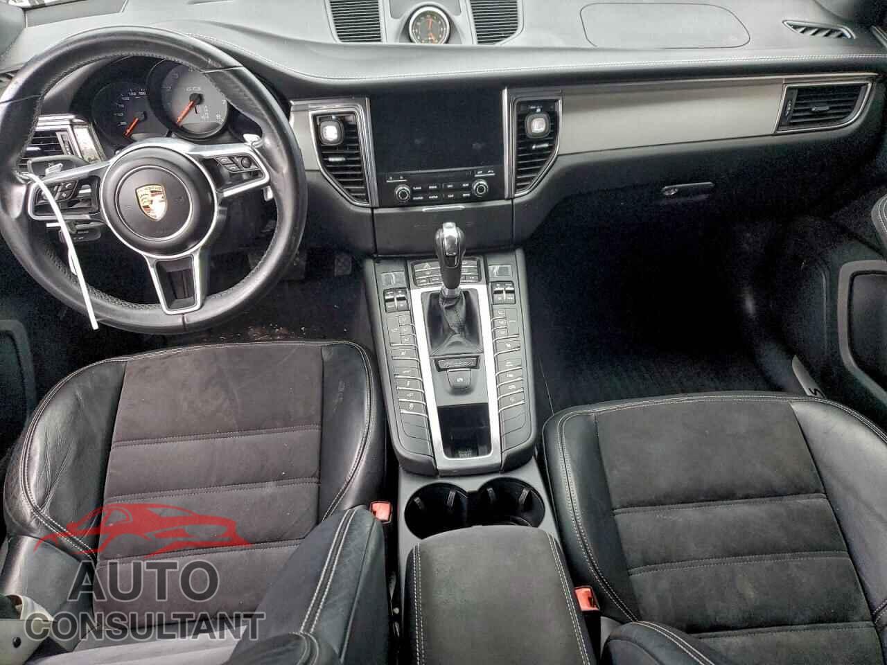 PORSCHE MACAN 2017 - WP1AG2A56HLB50578