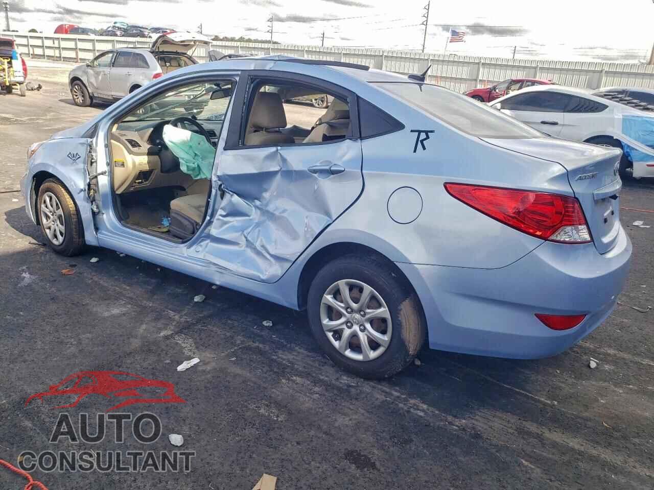 HYUNDAI ACCENT 2013 - KMHCT4AE4DU330708