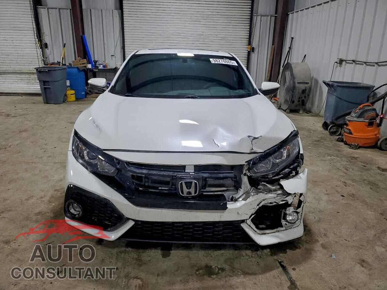 HONDA CIVIC 2018 - 2HGFC3A58JH751732