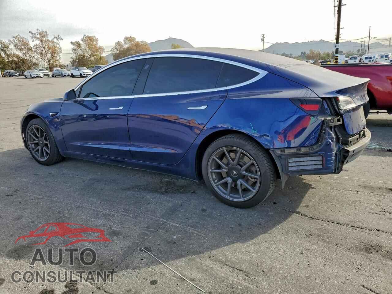 TESLA MODEL 3 2018 - 5YJ3E1EAXJF009040