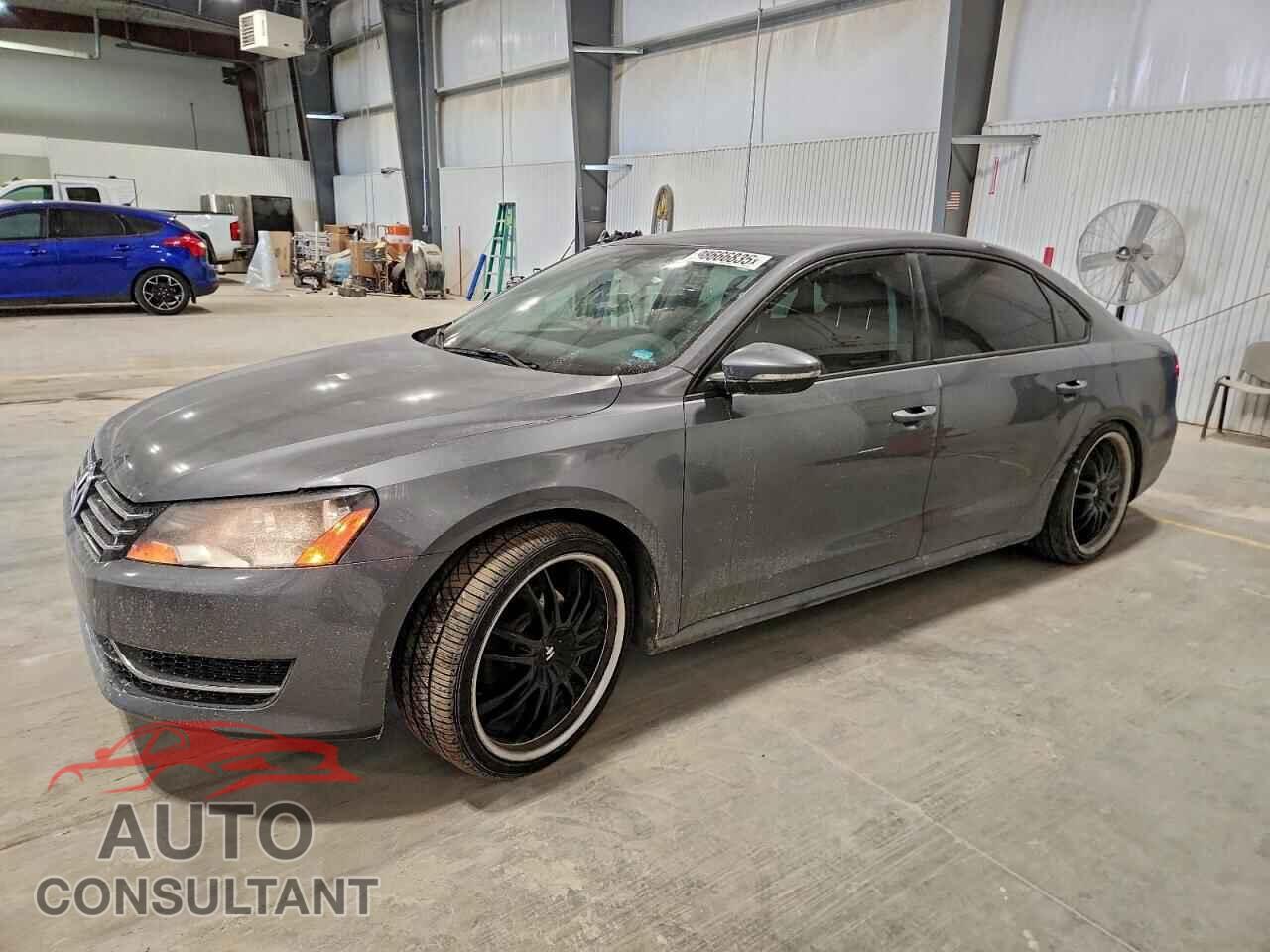 VOLKSWAGEN PASSAT 2012 - 1VWAP7A32CC024236