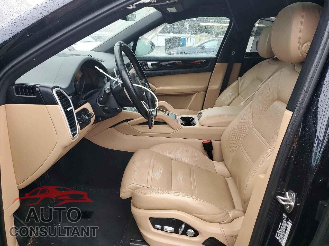 PORSCHE CAYENNE 2020 - WP1BA2AY9LDA47271