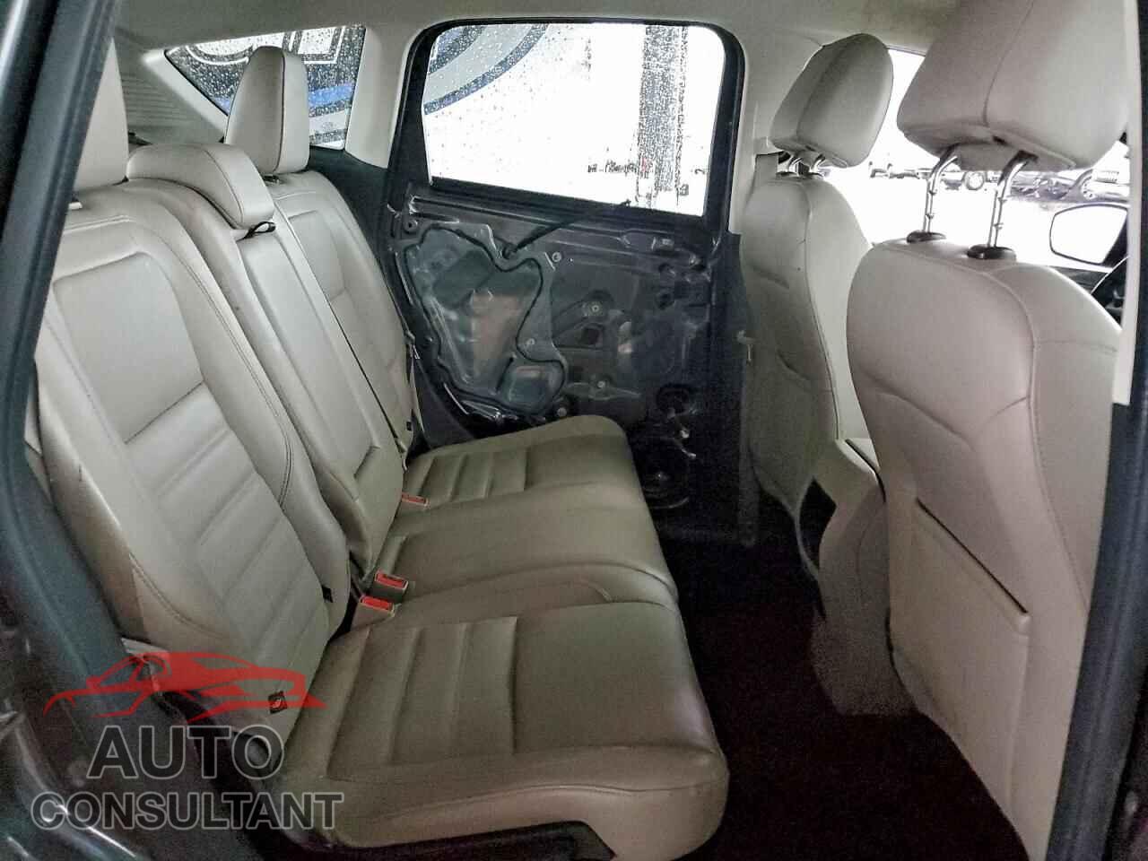 FORD CMAX 2017 - 1FADP5FU0HL103861