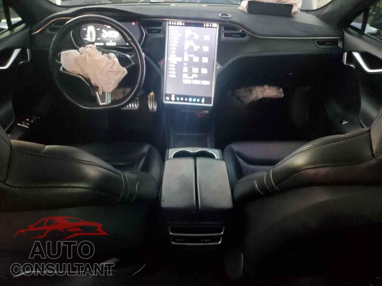 TESLA MODEL S 2016 - 5YJSA1E48GF123192