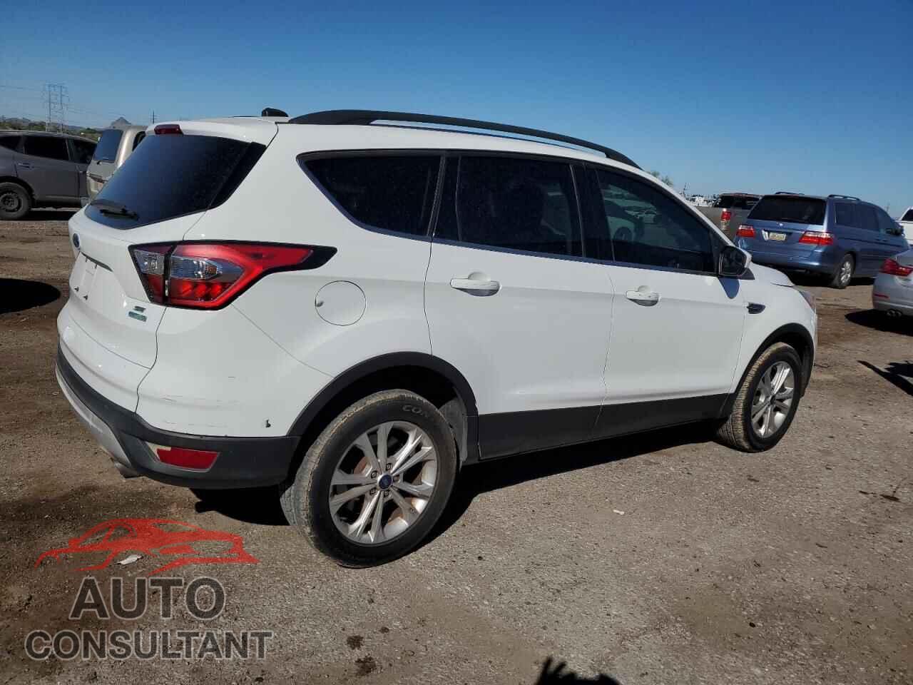 FORD ESCAPE 2018 - 1FMCU0GD4JUD58458