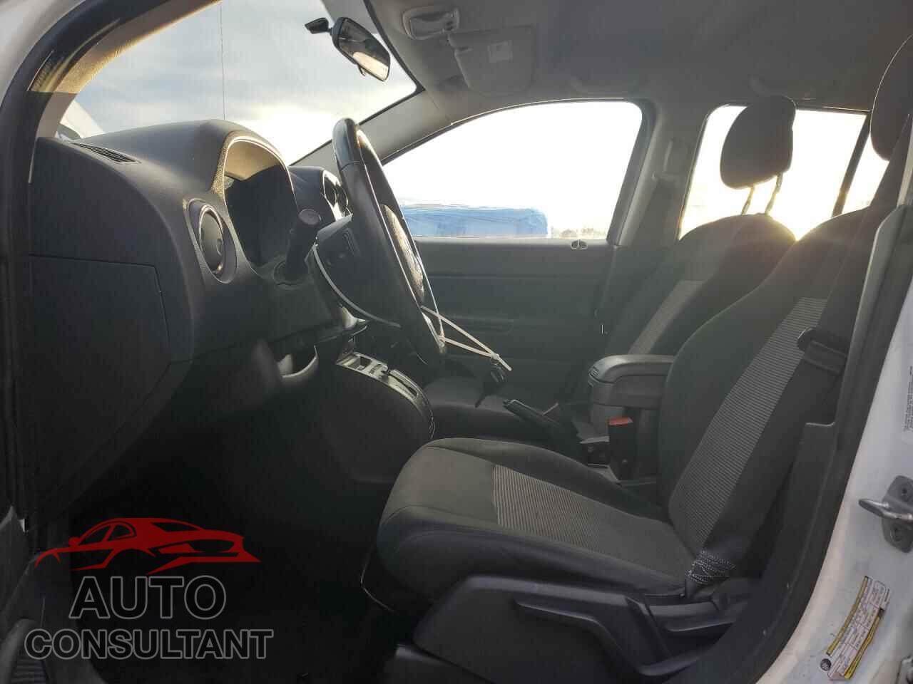 JEEP COMPASS 2011 - 1J4NF1FBXBD250645